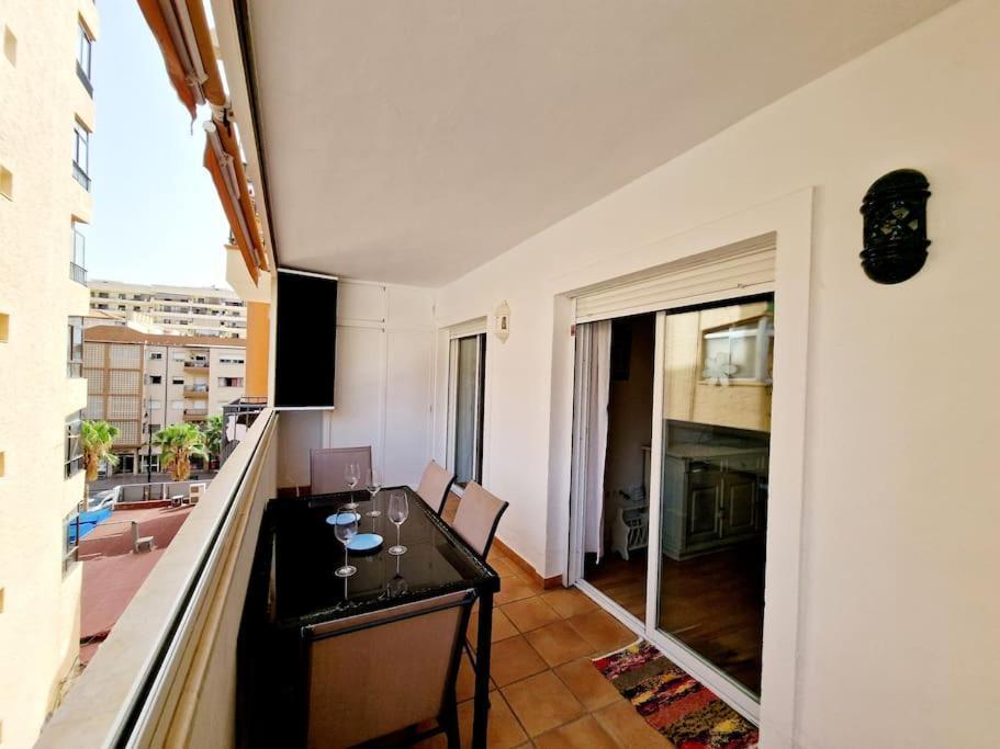 Alcantara Tower 2 Bedrooms 푸엔히롤라 외부 사진