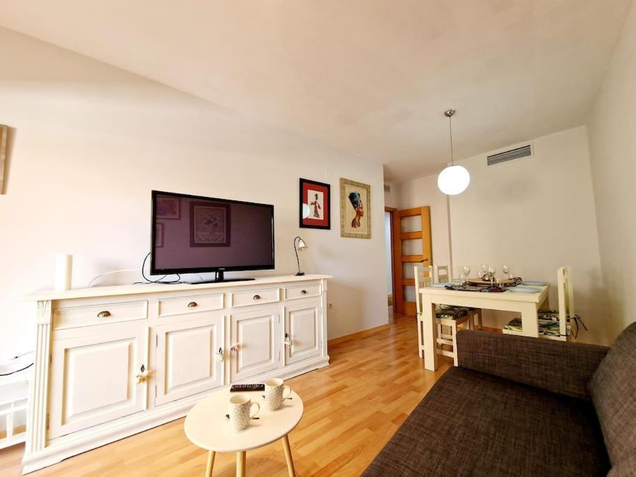 Alcantara Tower 2 Bedrooms 푸엔히롤라 외부 사진